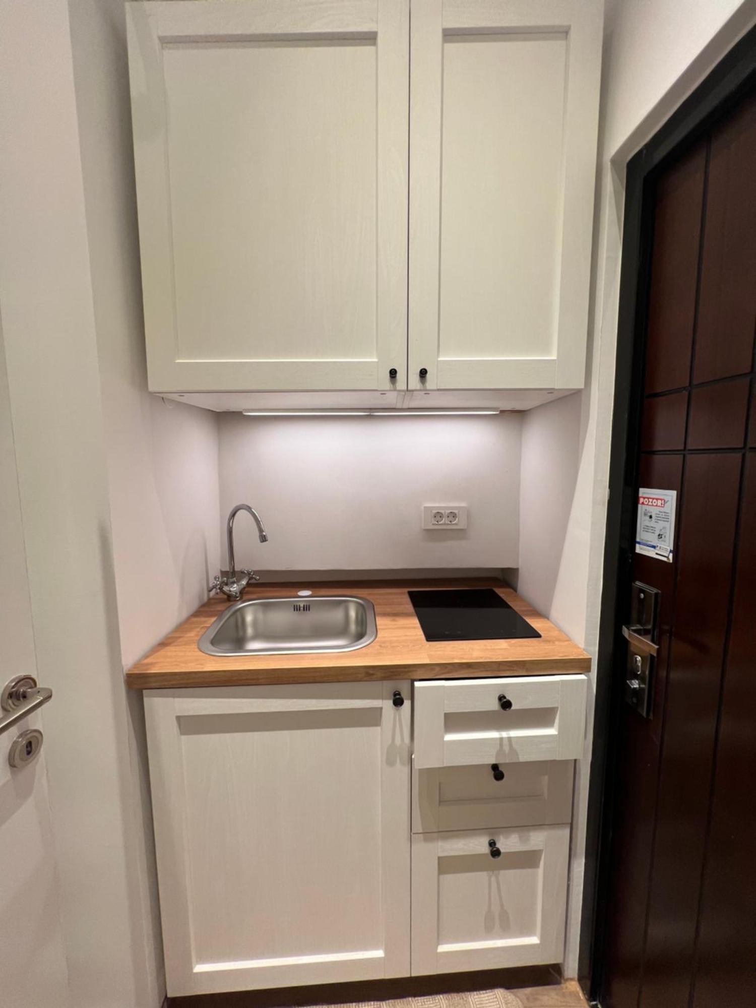 Studio Apartman Luka Загреб Экстерьер фото